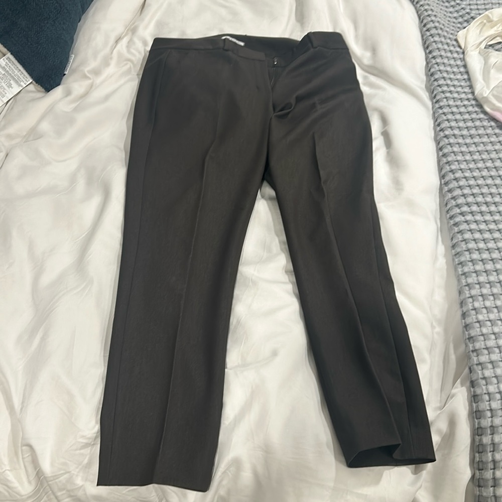 T Tahari pants